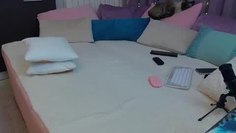 Ayanna online show from November 14, 2025, 10:07 pm