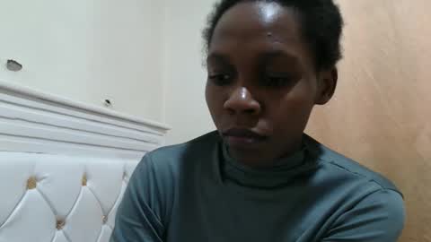 Ayie online show from September 26, 2025, 9:46 am