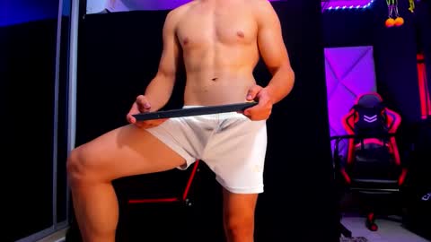 Ayden Miller online show from October 30, 2025, 2:02 am