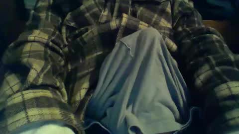 aydum79 online show from February 4, 2026, 7:14 am