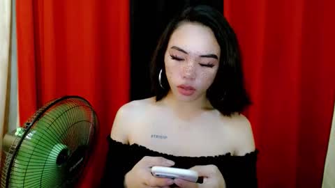 ayesha_x online show from October 24, 2025, 6:15 pm