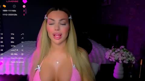  Ayla Demir  online show from March 29, 2026, 8:53 pm