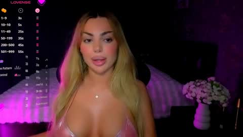  Ayla Demir  online show from April 1, 2026, 8:50 pm