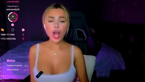 Ayla Demir  online show from July 17, 2026, 8:14 pm
