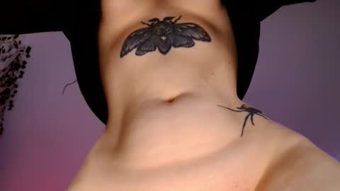 Snapshot of ayla_hill chatting on February 7, 2026, 6:50 am Ayla hill online show from February 7, 2026, 6:50 am