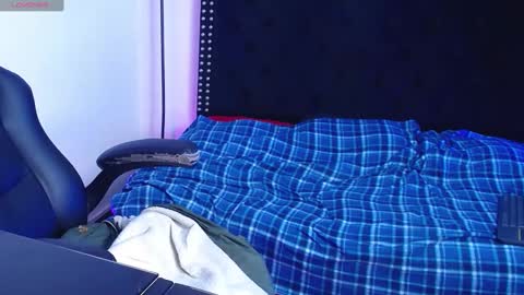 Ayliinn  online show from March 6, 2025, 9:03 am