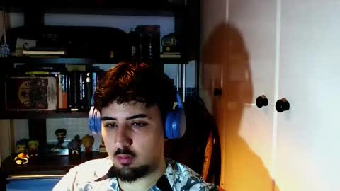 ApoloArt online show from March 17, 2026, 7:06 pm