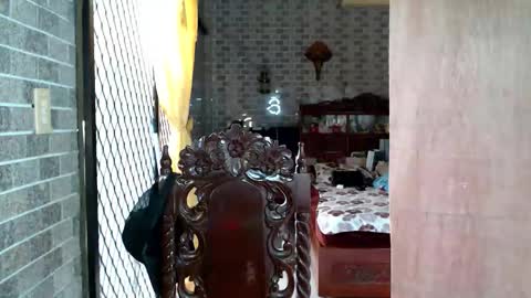 aymkyline online show from November 8, 2025, 1:39 am