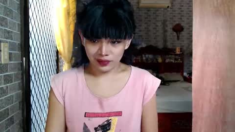 aymkyline online show from January 18, 2026, 2:04 am