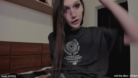 AYNEK        fansly  online show from January 16, 2025, 5:23 pm