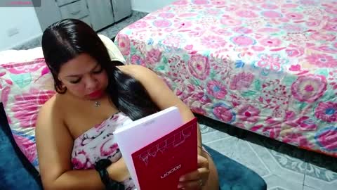 aynara_kiss online show from April 9, 2026, 7:25 am