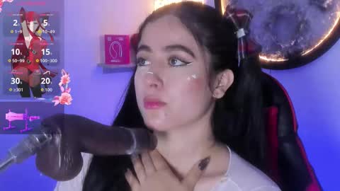 ayshel_lira online show from November 14, 2025, 1:32 pm