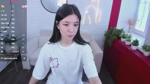 Snapshot of azaliya_haze chatting on February 8, 2026, 10:51 am Azaliya online show from February 8, 2026, 10:51 am