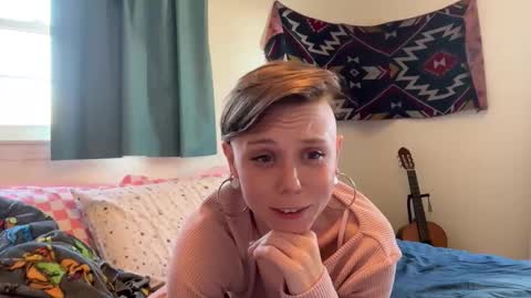 Snapshot of azeraika chatting on November 20, 2025, 5:34 pm Azerai online show from November 20, 2025, 5:34 pm