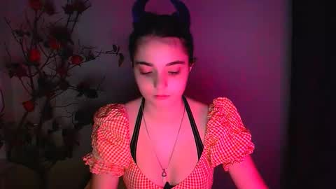 azumi_chan_ online show from November 15, 2025, 4:32 am