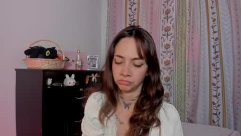 azumi saan online show from June 11, 2026, 3:26 am