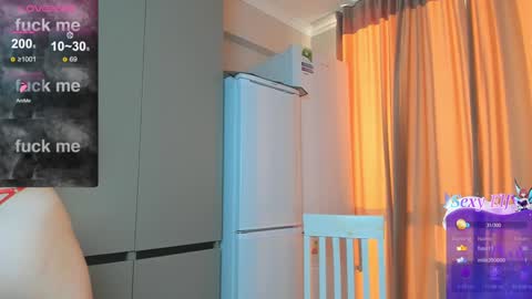 Snapshot of azure_moon chatting on December 26, 2024, 10:26 am azure_moon online show from December 26, 2024, 10:26 am