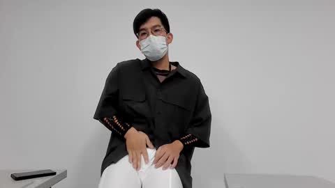 azuresea48 online show from December 8, 2024, 7:05 am