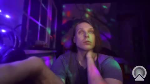 azusama online show from January 22, 2025, 9:43 pm