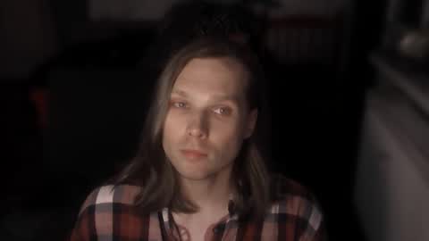 azusama online show from October 4, 2025, 4:16 pm