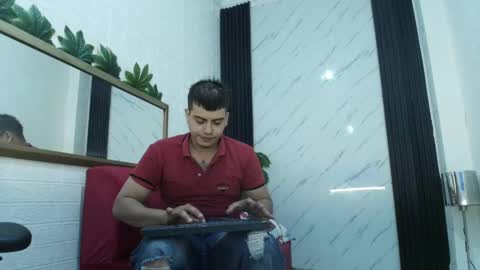 A Z Z A R E T online show from May 20, 2026, 4:18 am