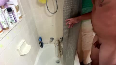 Htwnswangngape online show from December 2, 2025, 10:38 pm