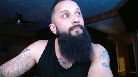 Snapshot of b713htx chatting on March 3, 2026, 7:03 am Miguel online show from March 3, 2026, 7:03 am