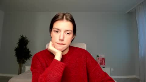 Monica online show from November 4, 2025, 1:16 am