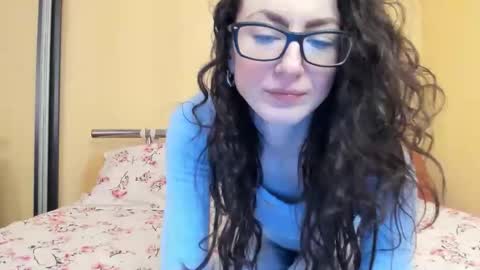 Snapshot of babby_jewel chatting on January 7, 2026, 11:12 am babby_jewel online show from January 7, 2026, 11:12 am