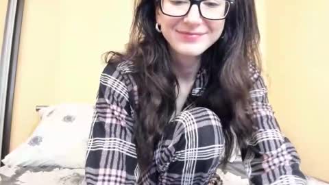 Snapshot of babby_jewel chatting on January 14, 2026, 11:16 am babby_jewel online show from January 14, 2026, 11:16 am