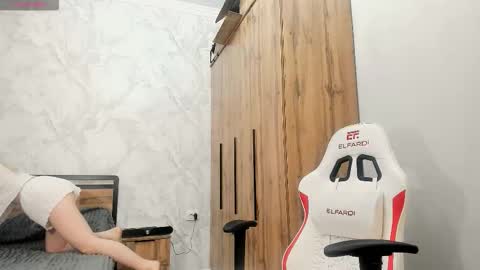 Snapshot of babby_rabbit_ chatting on February 11, 2026, 8:30 am Cute Raby online show from February 11, 2026, 8:30 am