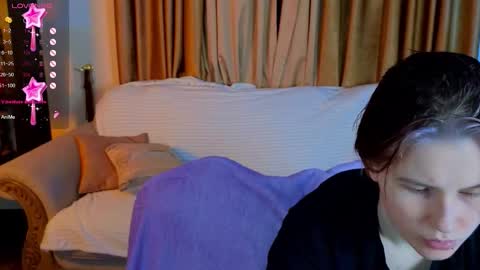 Sweety Eva online show from November 14, 2025, 4:28 pm