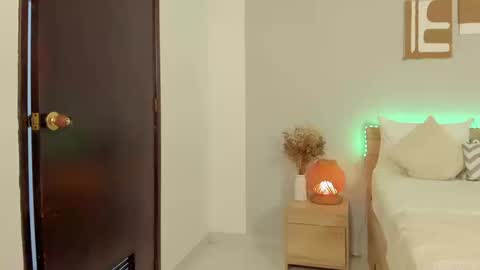 Snapshot of babesexy19_ chatting on March 17, 2026, 12:37 am itzell online show from March 17, 2026, 12:37 am