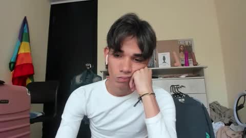 babitas44 online show from March 6, 2026, 7:21 pm