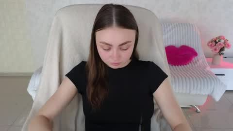 Baby emmaa online show from March 27, 2026, 10:26 am