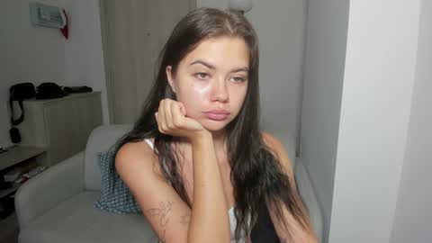 Call me baby  real name Eva   online show from January 16, 2025, 2:19 am