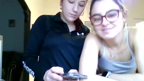 baby_girls2224 online show from February 27, 2026, 5:02 pm