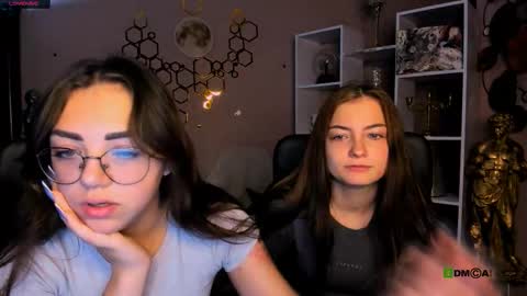 Snapshot of baby_hotte chatting on November 18, 2025, 7:35 am baby online show from November 18, 2025, 7:35 am