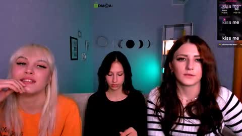 Snapshot of baby_hotte chatting on November 20, 2025, 9:25 pm baby online show from November 20, 2025, 9:25 pm