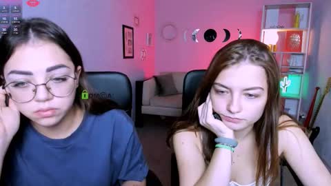 Snapshot of baby_hotte chatting on December 16, 2025, 9:03 am baby online show from December 16, 2025, 9:03 am