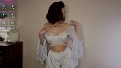 Snapshot of baby_is_ready chatting on June 16, 2026, 7:11 am Emily online show from June 16, 2026, 7:11 am