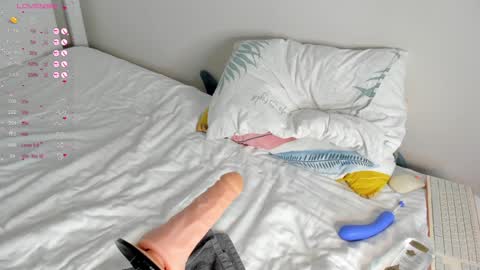 JULY online show from December 18, 2024, 1:23 pm