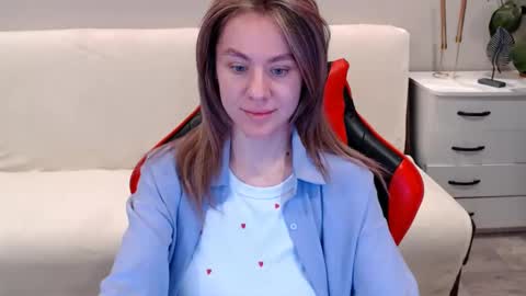 baby_kitte online show from January 13, 2025, 11:49 pm