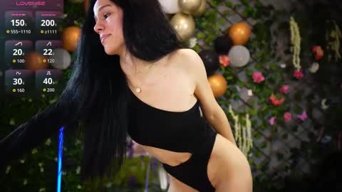 Snapshot of baby_nyco chatting on December 3, 2025, 5:33 pm Baby Nico online show from December 3, 2025, 5:33 pm