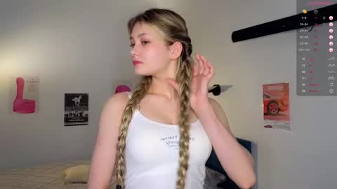 Ruth online show from October 6, 2025, 7:33 pm