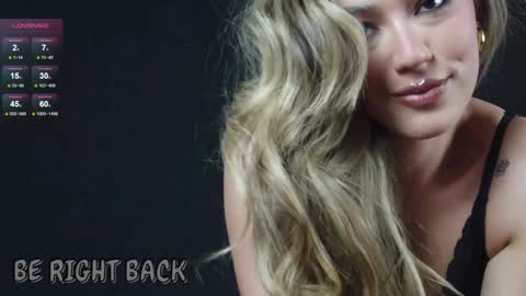 Snapshot of baby_sammyy chatting on December 19, 2025, 10:17 pm Baby Sammyy online show from December 19, 2025, 10:17 pm