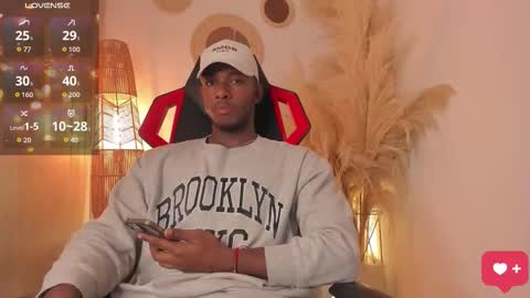 FOLLOW ME  online show from December 1, 2025, 2:38 am