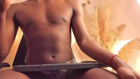 FOLLOW ME  online show from December 16, 2025, 12:59 am