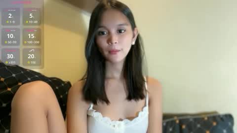 Snapshot of baby_zoexx chatting on May 7, 2026, 12:43 pm baby_zoexx online show from May 7, 2026, 12:43 pm