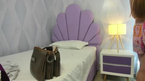 Snapshot of babyangel18_ chatting on January 15, 2026, 3:22 am ANGEL online show from January 15, 2026, 3:22 am